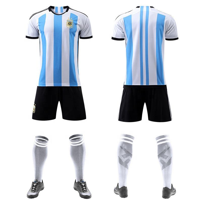 Sold at low prices Finished high quality team Club Football uniform Football shirt two sets men soccer jersey set 2